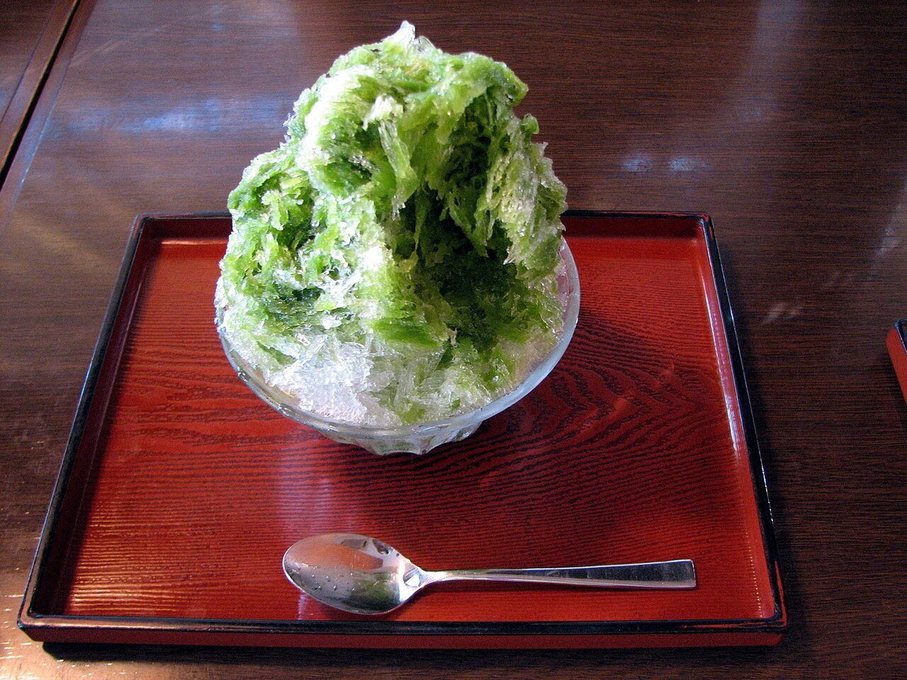 抹茶かき氷（静岡茶を使ったひんやり夏スイーツのイメージ）