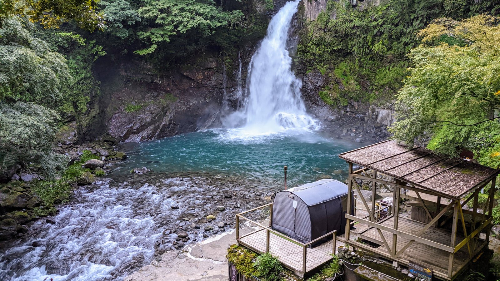 伊豆・河津 大滝のそばの秘湯露天エリア（天城荘）
