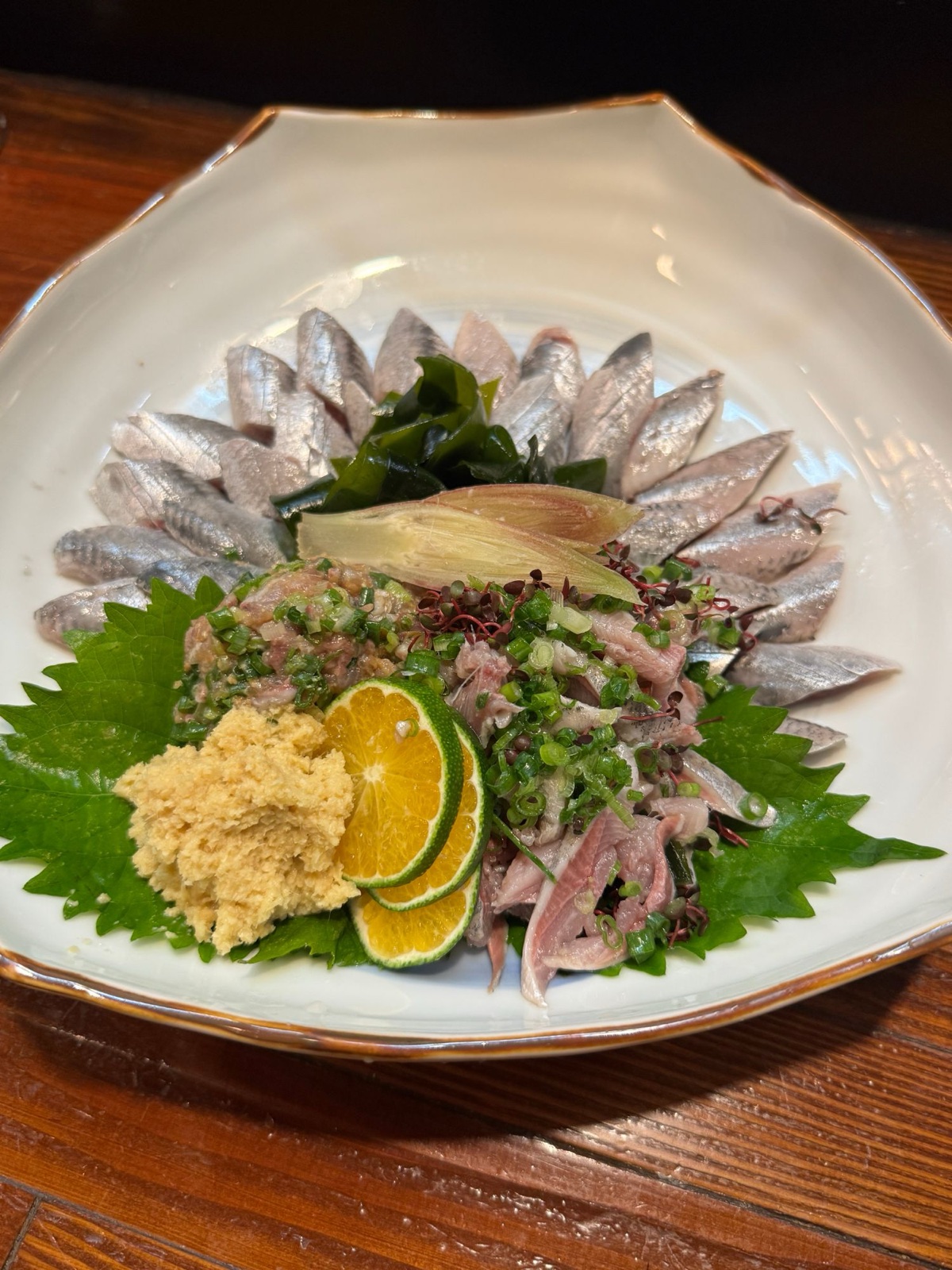 いわしの刺身・たたき・なめろうの盛り合わせ