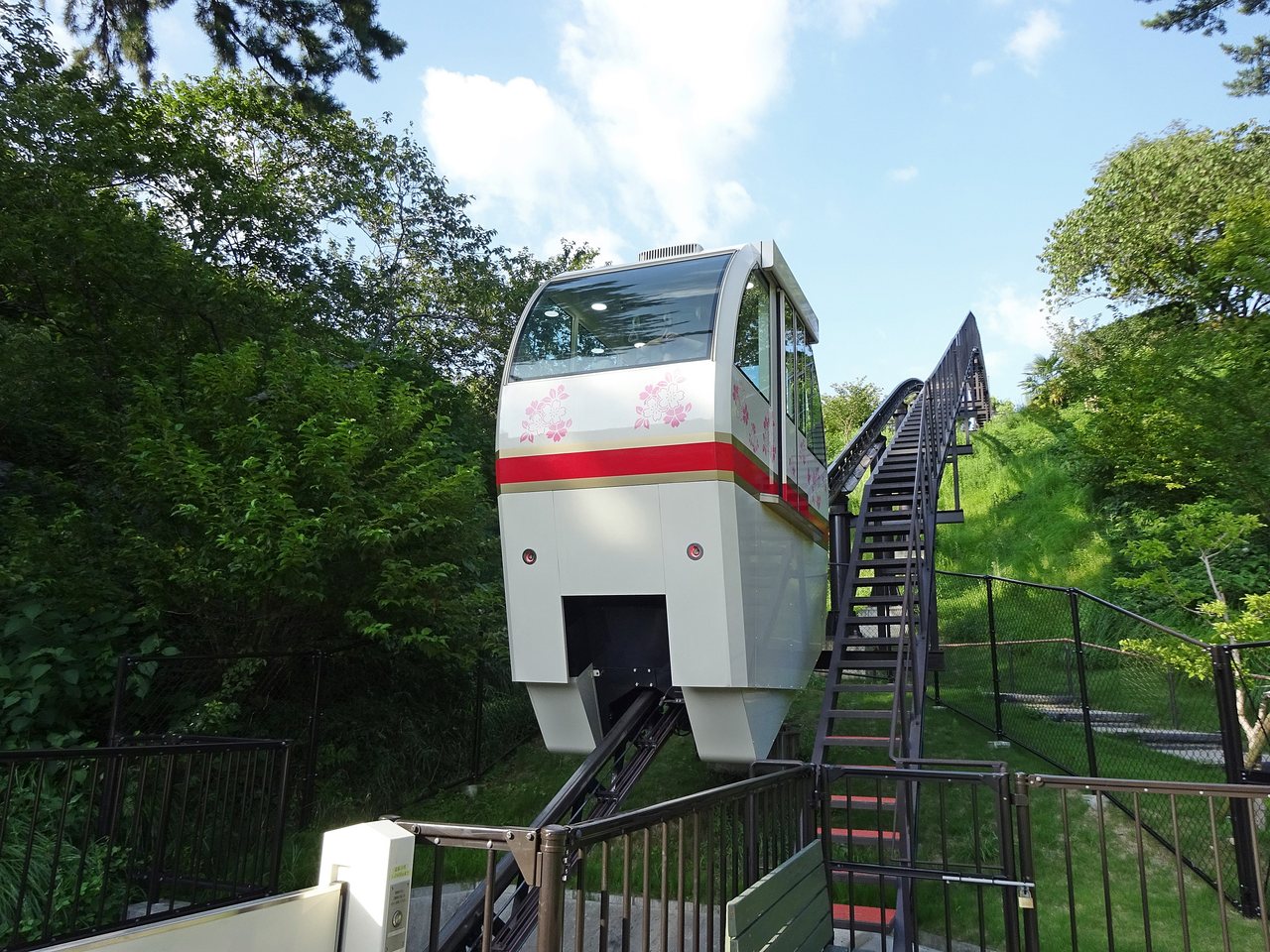 はままつフラワーパークのスロープカー