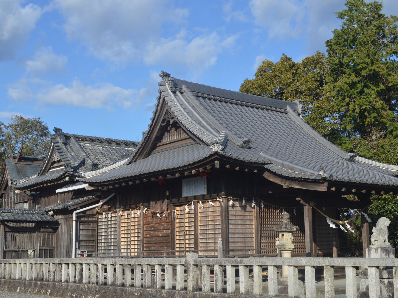 森町の三島神社の社殿