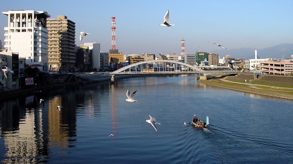 沼津市を流れる狩野川と御成橋