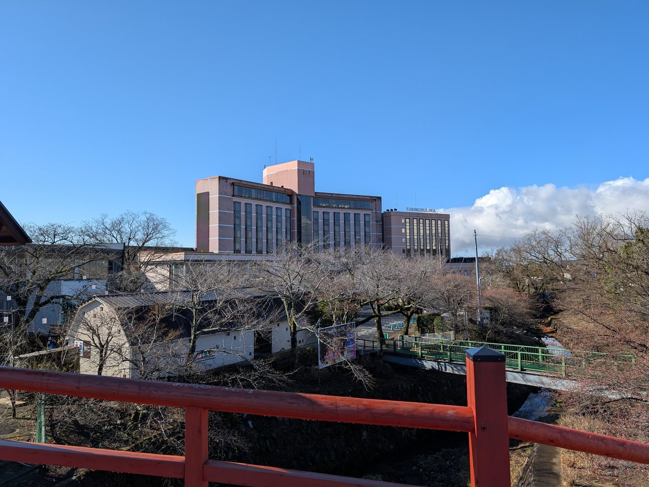 御殿場高原 時之栖の園内から見た御殿場高原ホテル